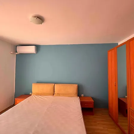 Beachfront 1-bedroom With Pool In * Nesebar